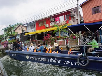 Studierende in Bangkok